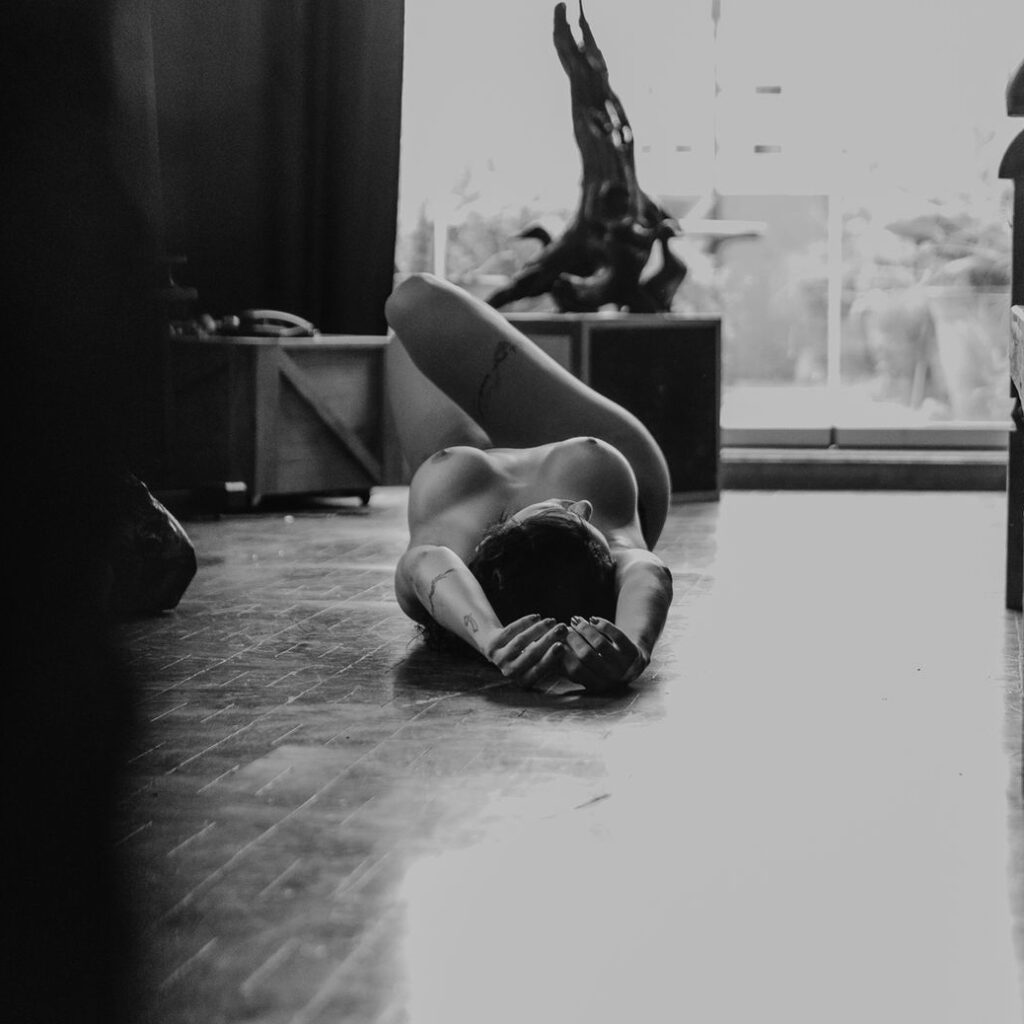 e50e56_36b6238de0154acaaa9560edd9a1d472~mv2 (2)