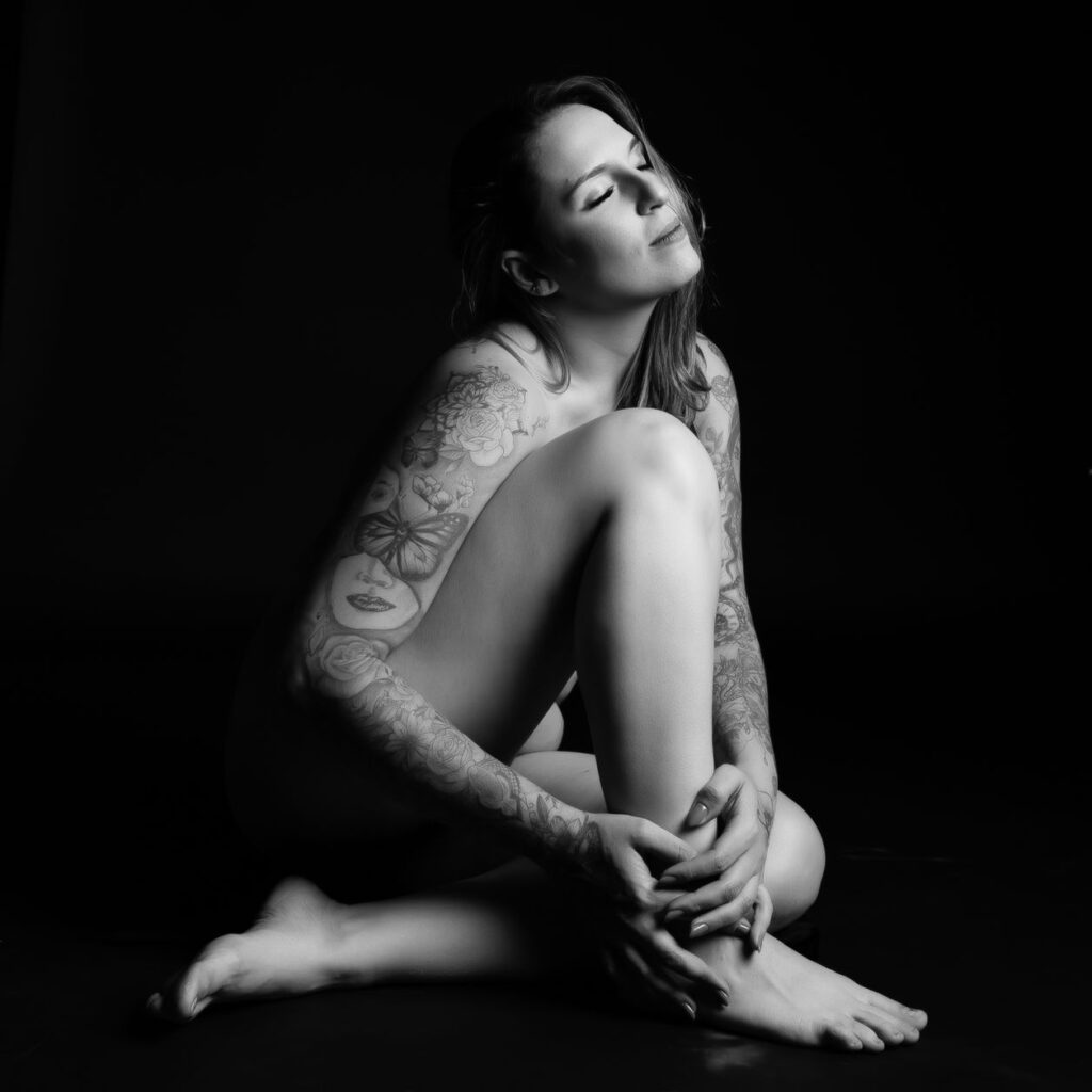 e50e56_e00c6cf99fec467bad2e07ee5c33f025~mv2 (2)